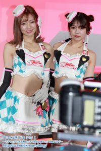 東京オートサロン2020 メルセデス・ベンツブース レーシングミクサポーターズ2019 レースクイーン画像